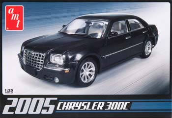 NEW AMT 1/25 05 Chrysler 300C Model Kit AMT681 681  