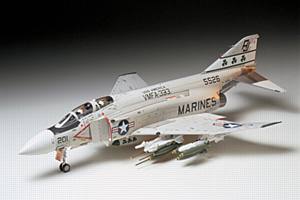 Tamiya 1/32 F 4J Phantom II Model Kit 60308 TAM60308  